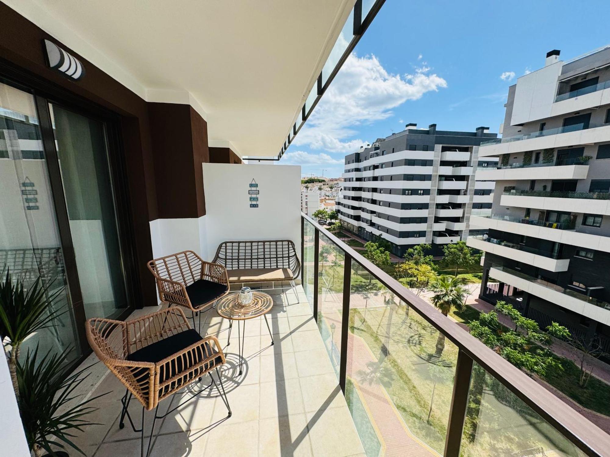 Апартаменти Parking Privado! Sol Y Mar Tu Hogar En La Costa Естепона Екстер'єр фото